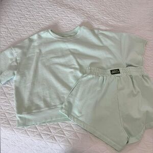 Daily drills sweat set